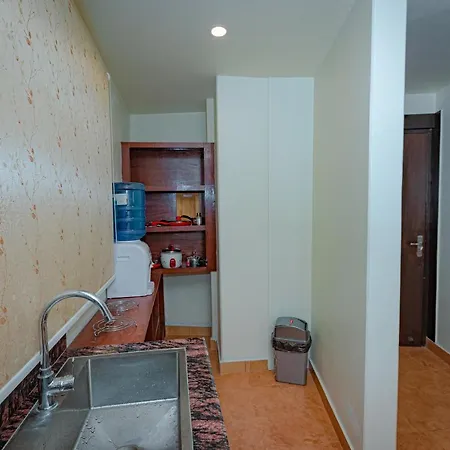 Poms Penthouse Apartment Pokhara Exterior photo
