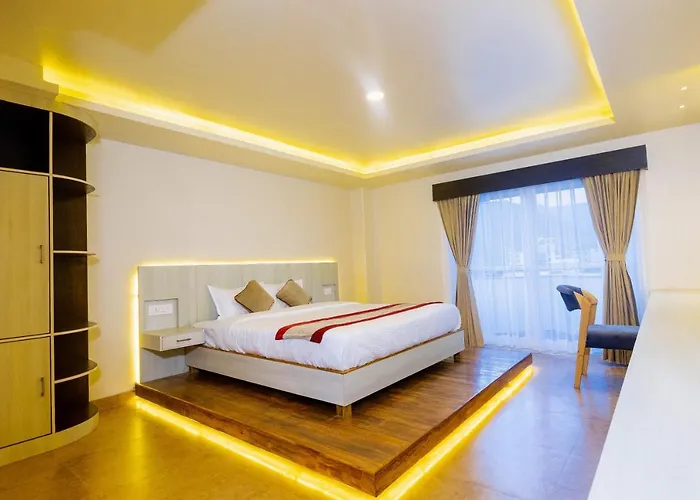 Poms Penthouse